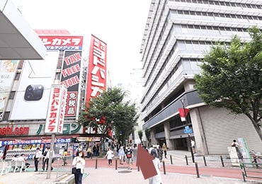 新宿駅中央西口からのクリニックまでの道順